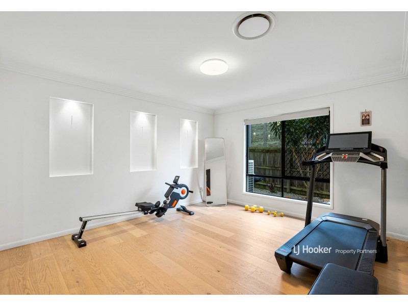 30 Harvey Place, Calamvale QLD 4116