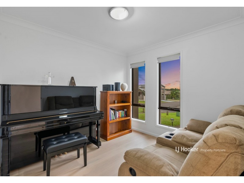 30 Harvey Place, Calamvale QLD 4116