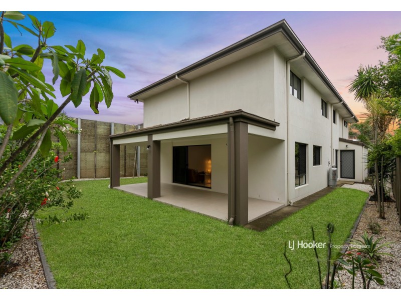 30 Harvey Place, Calamvale QLD 4116