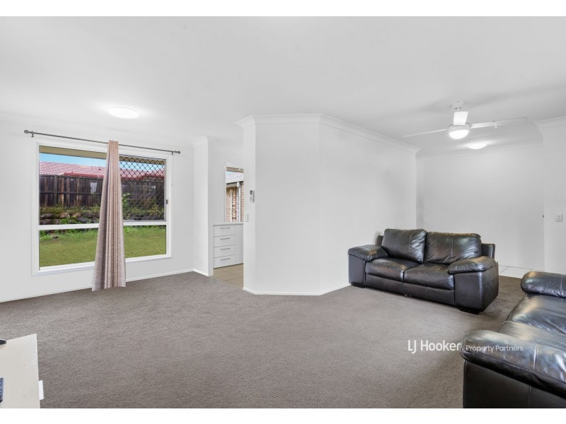 21 Lewis Place, Calamvale QLD 4116