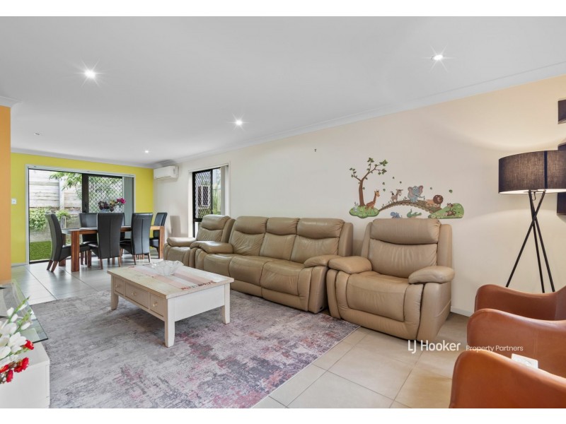 8/88 Candytuft Place, Calamvale QLD 4116