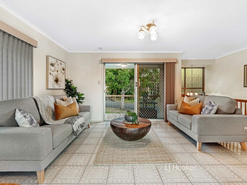 12 Copenhagen Street, Wishart QLD 4122