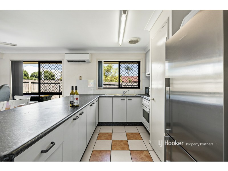 72 Benbek Circuit, Sunnybank Hills QLD 4109