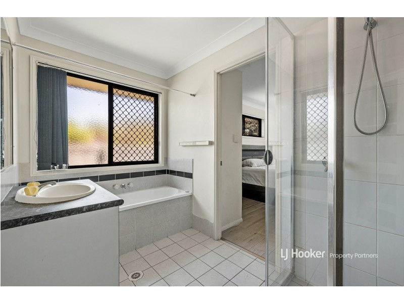 72 Benbek Circuit, Sunnybank Hills QLD 4109