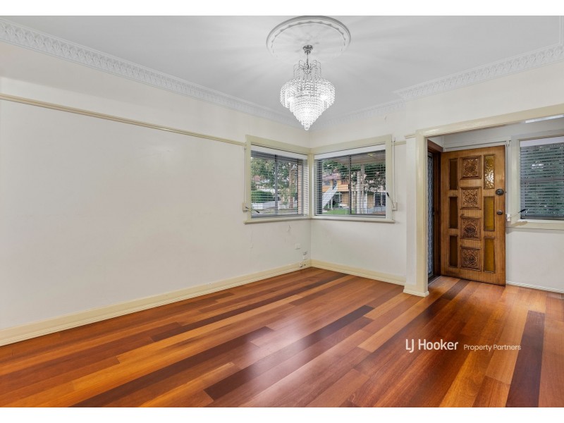 31 Clara Street, Annerley QLD 4103