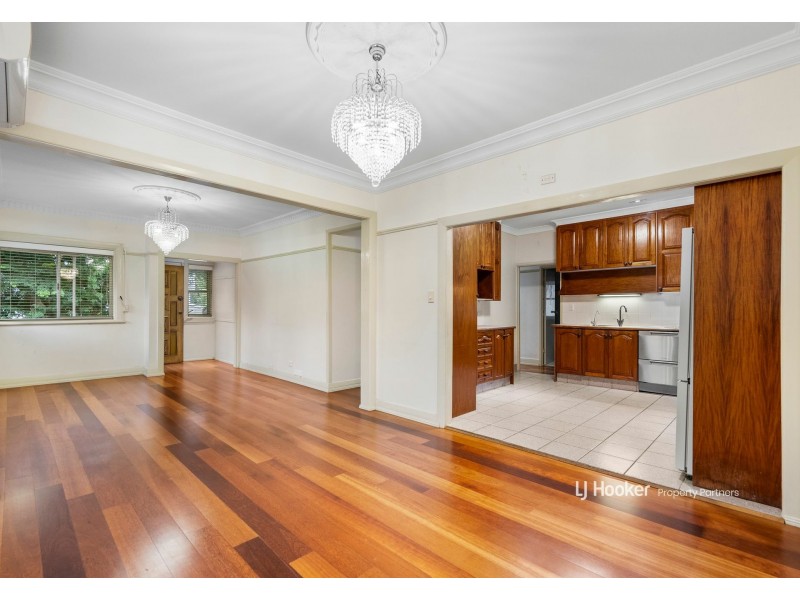 31 Clara Street, Annerley QLD 4103