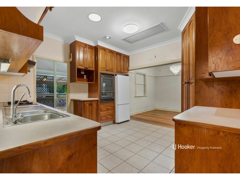 31 Clara Street, Annerley QLD 4103