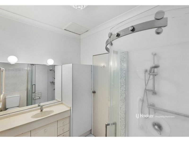 31 Clara Street, Annerley QLD 4103