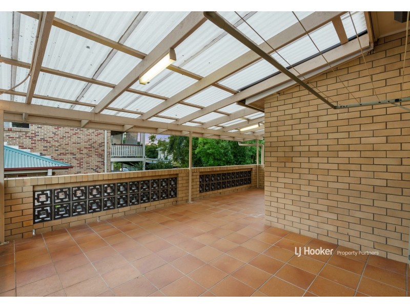 31 Clara Street, Annerley QLD 4103