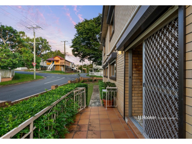 31 Clara Street, Annerley QLD 4103