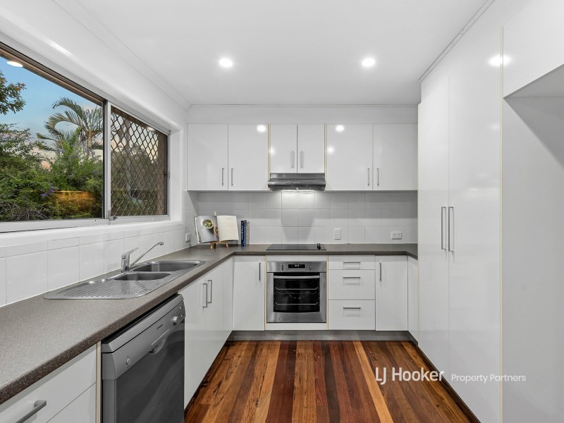 2 Moorabbin Drive, Carina QLD 4152