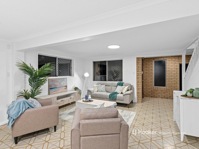 2 Moorabbin Drive, Carina QLD 4152