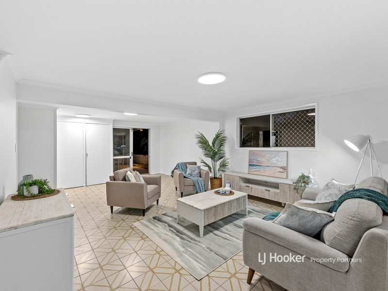 2 Moorabbin Drive, Carina QLD 4152
