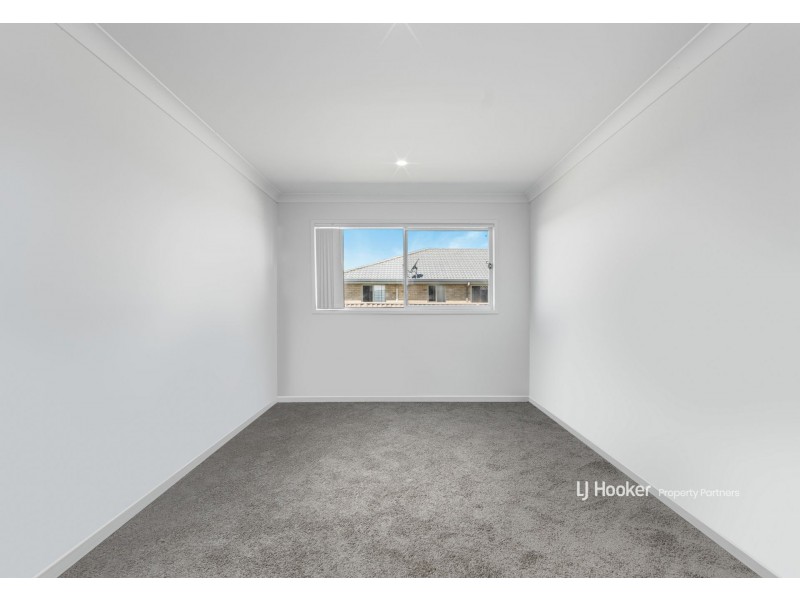 6 Semph Crescent, Laidley North QLD 4341