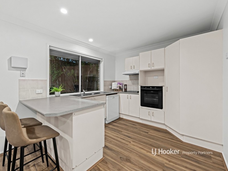 2 Freeman Place, Calamvale QLD 4116