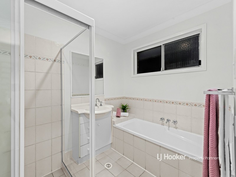 2 Freeman Place, Calamvale QLD 4116