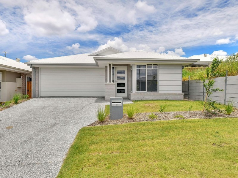 33 Mount Mitchell Street, Park Ridge QLD 4125