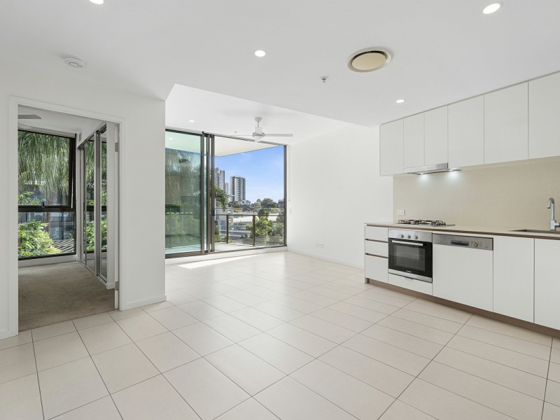 30510/24 Stratton Street, Newstead QLD 4006