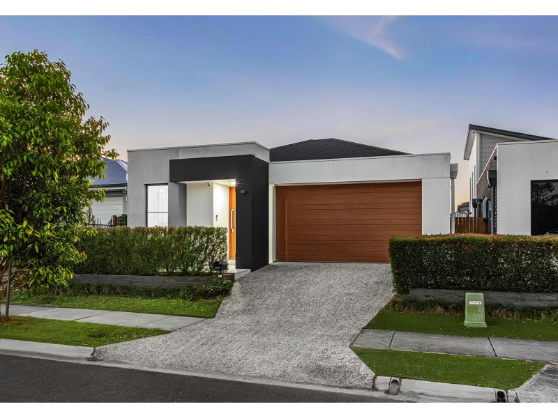 25 Livingstone Street, Logan Reserve QLD 4133