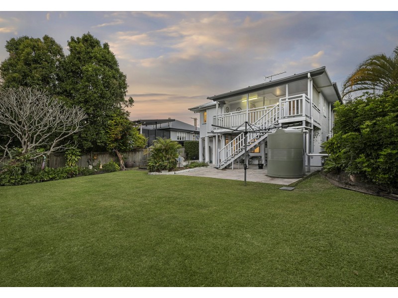 78 Sapphire Street, Holland Park QLD 4121