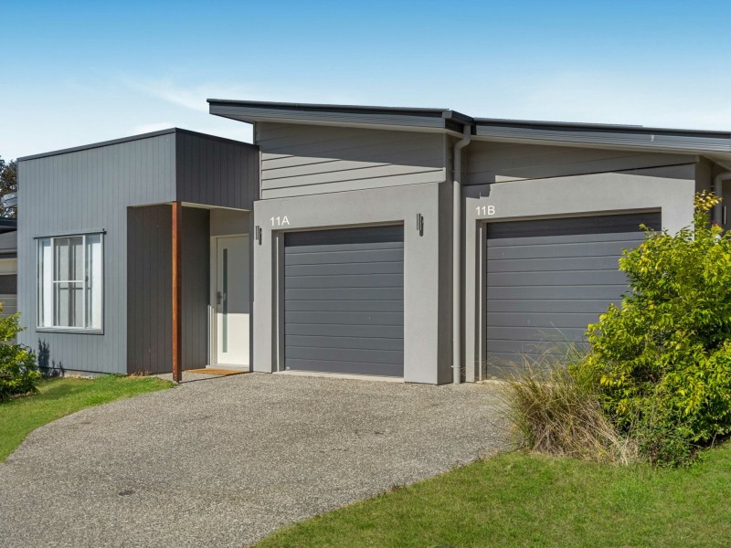 11 Beat Street, Ripley QLD 4306