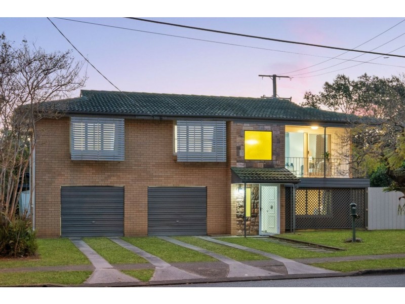 9 Springfield Street, Macgregor QLD 4109