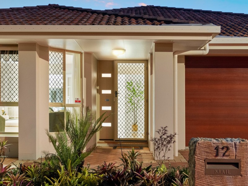 12 Semper Place, Calamvale QLD 4116