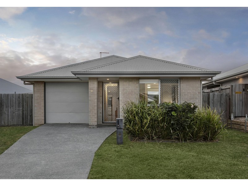 10 Elite Street, Park Ridge QLD 4125
