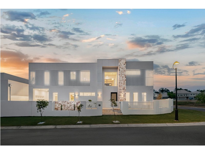73 Robtrish Street, Manly West QLD 4179