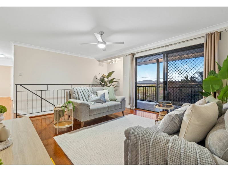 80 Mingera Street, Mansfield QLD 4122