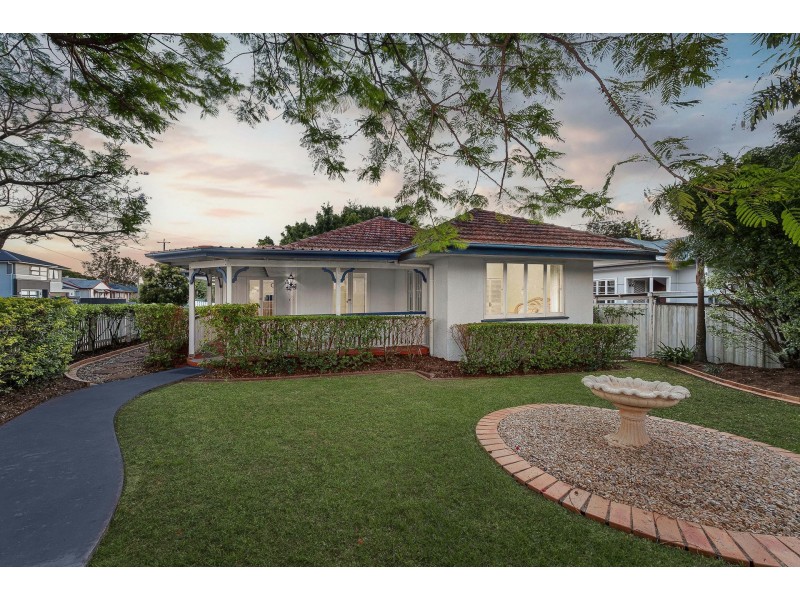 121 Dawson Road, Upper Mount Gravatt QLD 4122