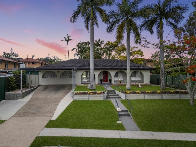 8 Lenore Crescent, Springwood QLD 4127