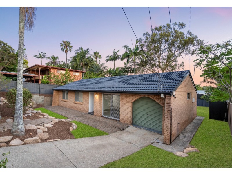 109 Springwood Road, Springwood QLD 4127