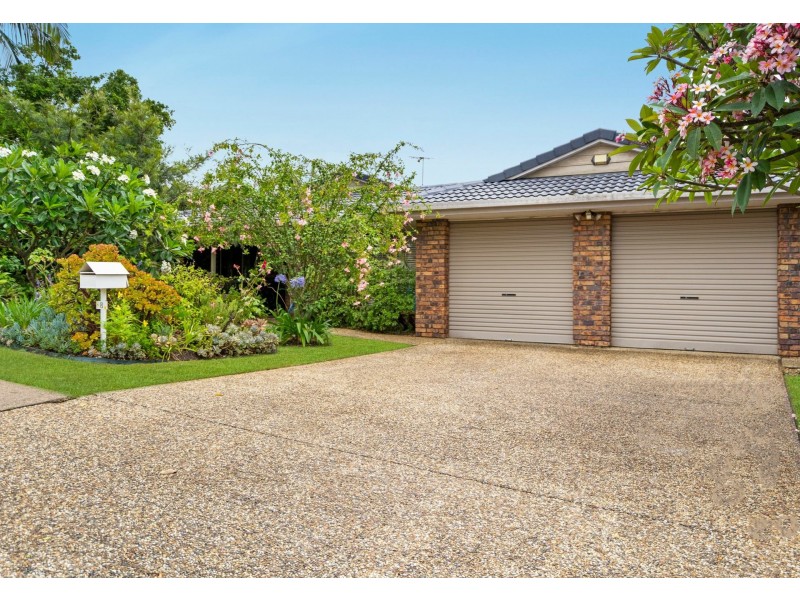 8 Bannockburn Crescent, Parkinson QLD 4115