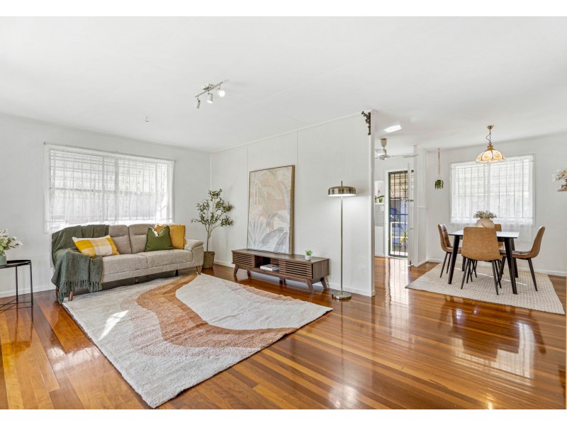 18 Laconia Street, Mansfield QLD 4122