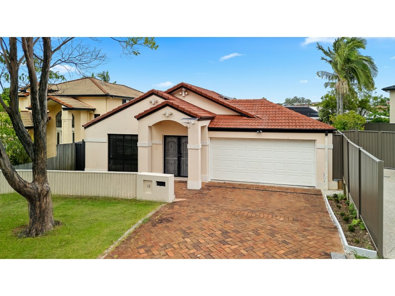 18 Brookland Court, Molendinar QLD 4214