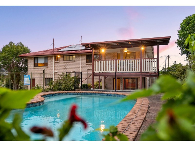 7 Hilarie Avenue, Springwood QLD 4127