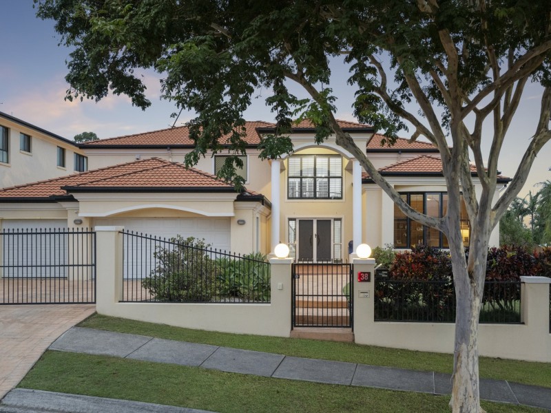 38 Manmarra Crescent, Eight Mile Plains QLD 4113