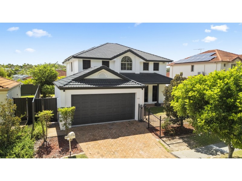 113 Bordeaux Street, Eight Mile Plains QLD 4113