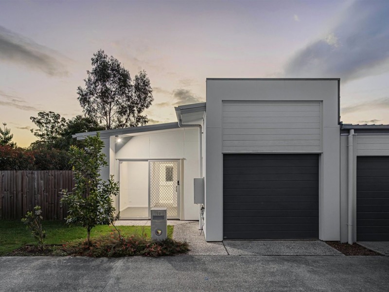 18 Baileys Lane, Park Ridge QLD 4125