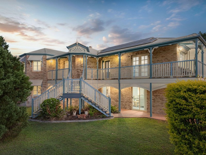 1 Carnation Crescent, Calamvale QLD 4116