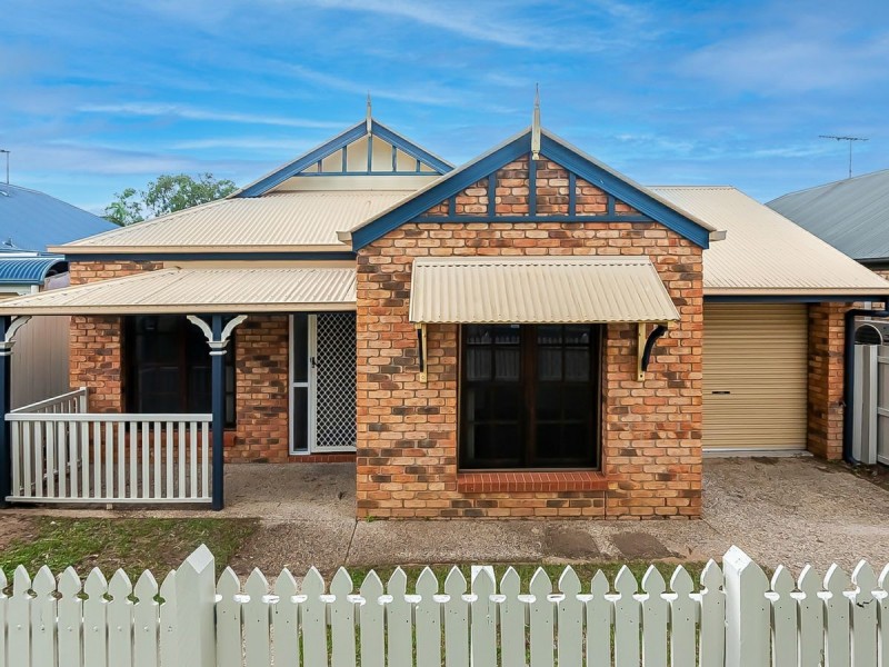 58 St James Street, Forest Lake QLD 4078