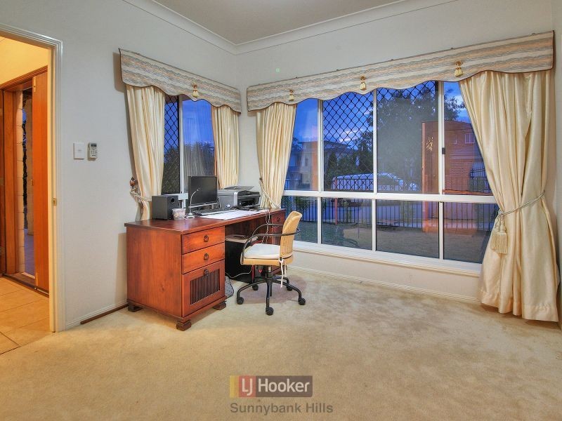 48 Dellforest Drive, Calamvale QLD 4116