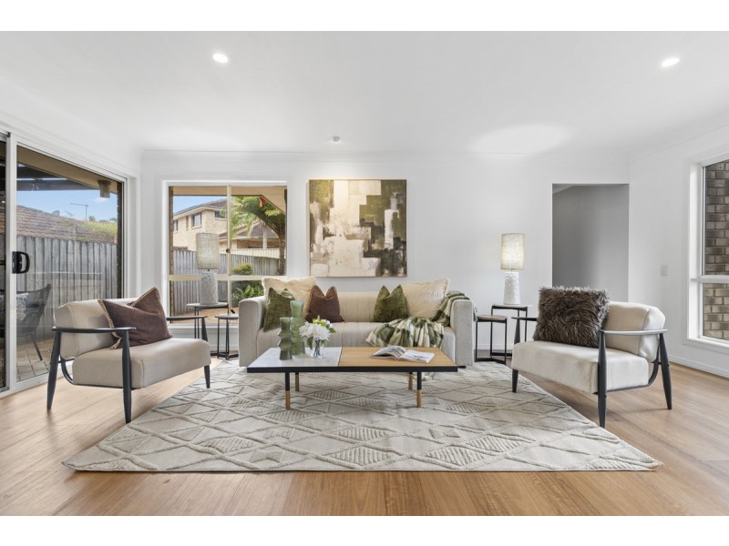 25 Saffron Street, Robertson QLD 4109