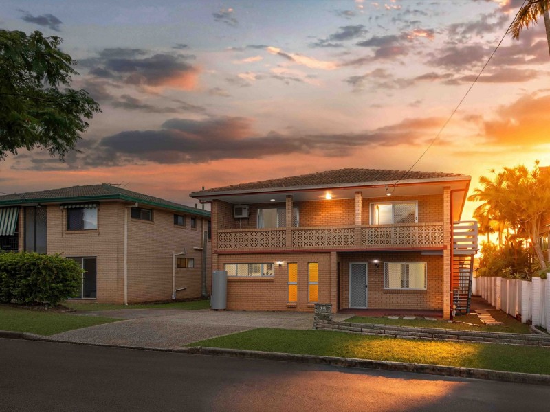 35 Lingle Street, Robertson QLD 4109