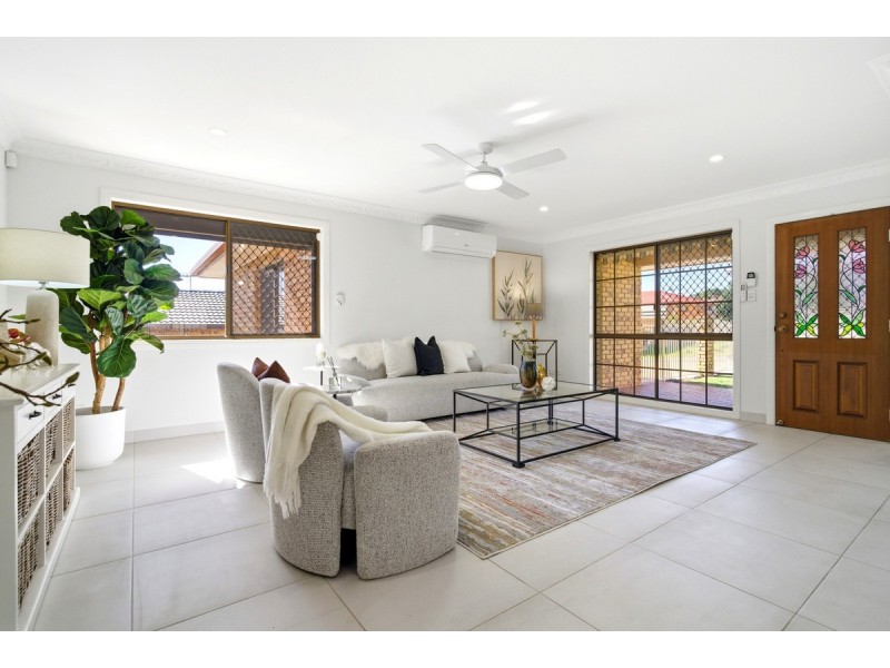 35 Estoril Street, Robertson QLD 4109