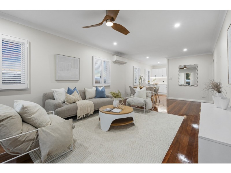 22 Eastbourne Street, Chermside West QLD 4032