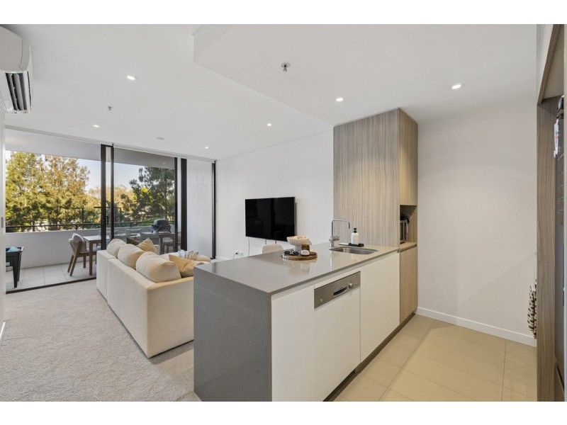 10207/320 MacArthur Avenue, Hamilton QLD 4007