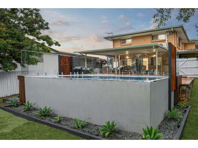 1 Alberon Street, Wishart QLD 4122