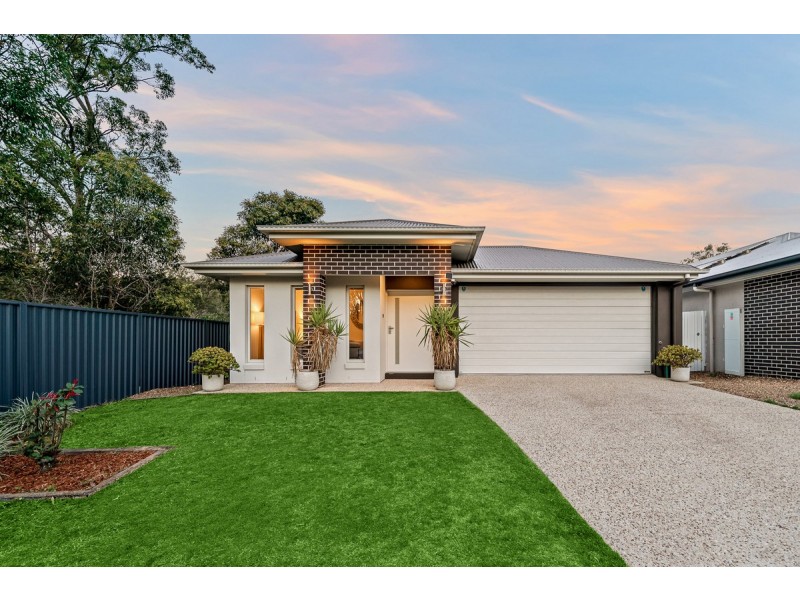 13 Suffolk Place, Pallara QLD 4110